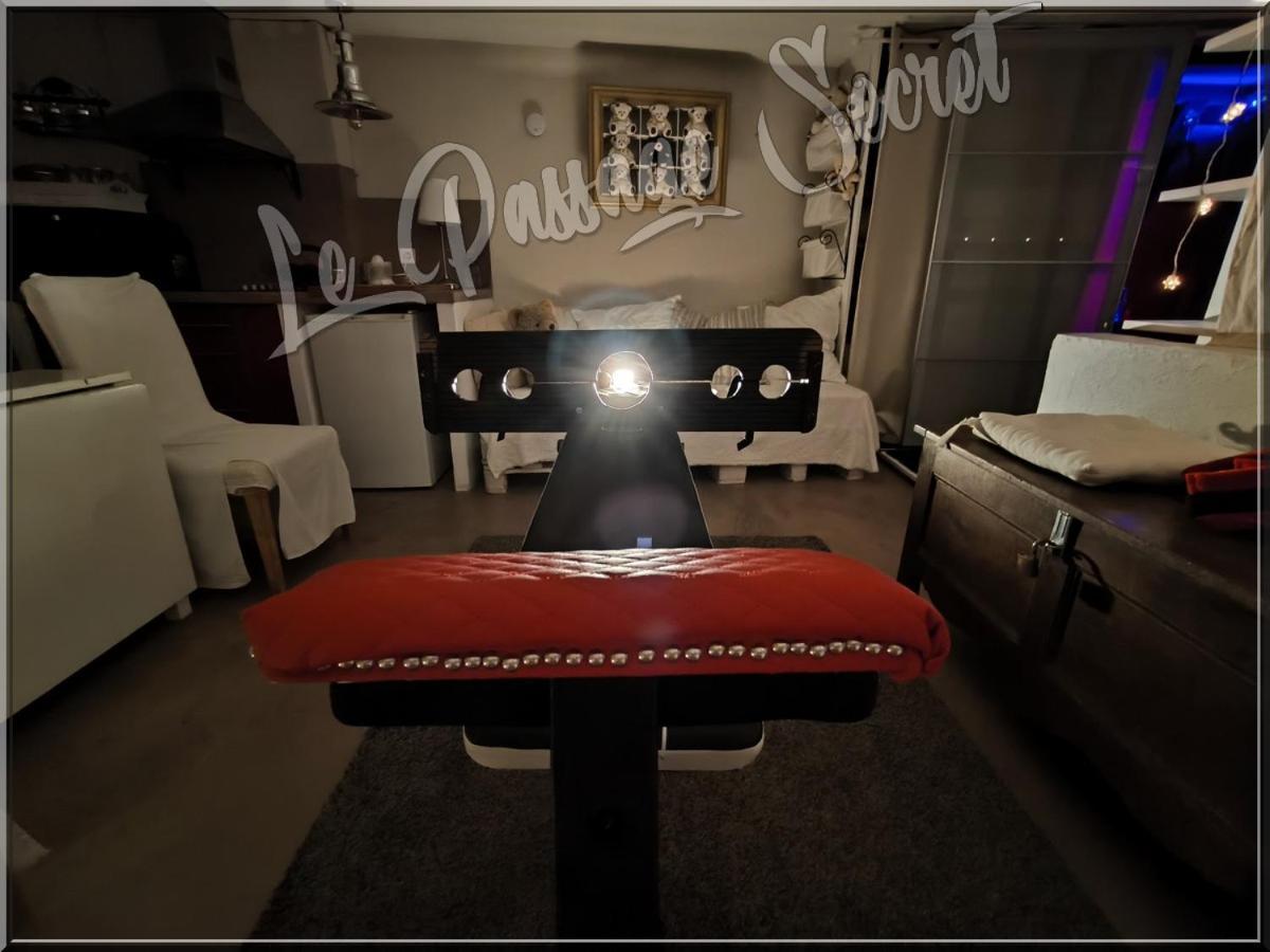 Love-Room Discret 40 M2 Bormes Les Mimosas Village Avec Terrasse Εξωτερικό φωτογραφία