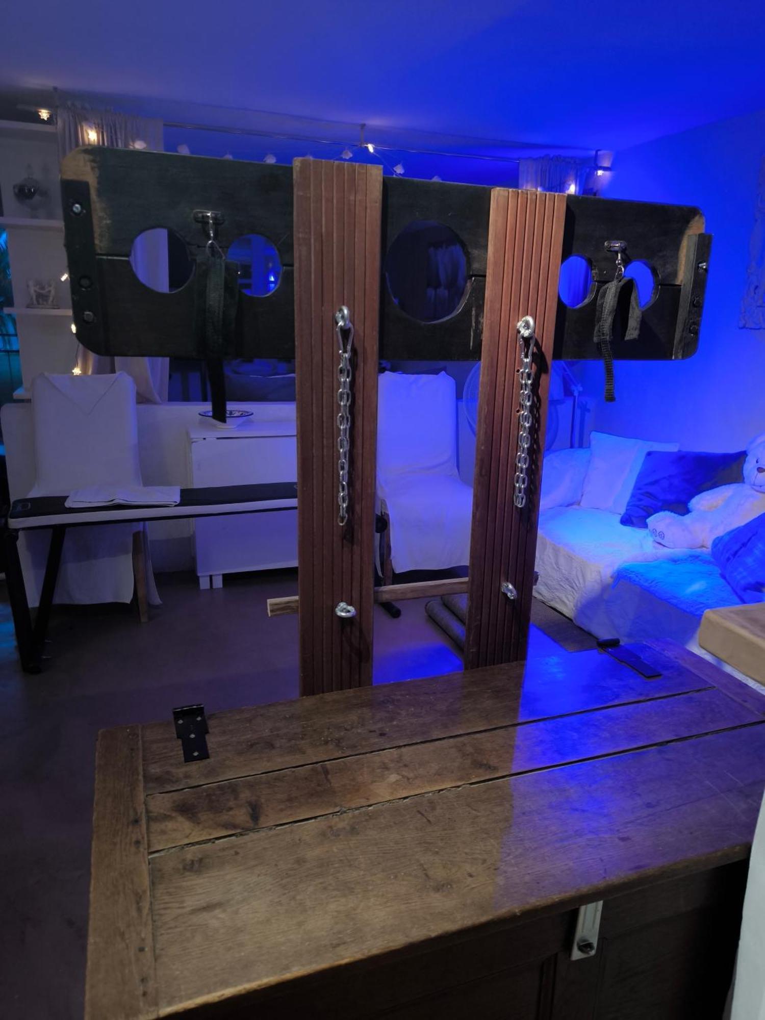 Love-Room Discret 40 M2 Bormes Les Mimosas Village Avec Terrasse Εξωτερικό φωτογραφία